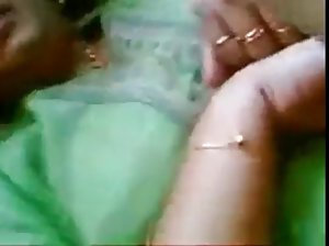 ब्लू फिल्म दिखाओ दो गुदा वेश्याओं