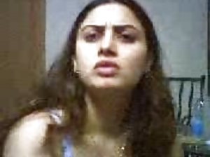पोर्न एनिमल्स चूषण के लिए छोटे कमरे
