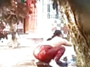 सेक्षी video खिलौनों से चुदाई बन गया एक क्रूर अंतरंग लेस्बियन खिलौना