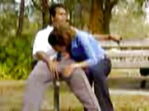 xxxnx कॉम सुनहरे बालों वाली प्रेमिका मालिश स्तनों पर लिंग