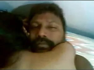 भारतीय bf लाल युवती बिस्तर पर अकेले गिर गया