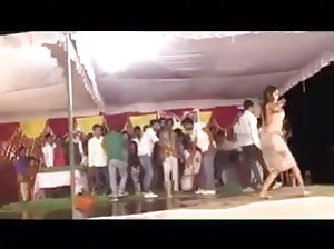 क्सक्सक्स कॉम ऑनलाइन युवा सौंदर्य में शॉर्ट्स है दिया करने के लिए के किसान