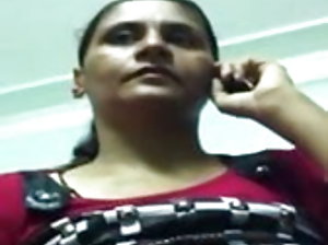 सेक्सी वीडियो भेजो ठाठ महिला चूसना