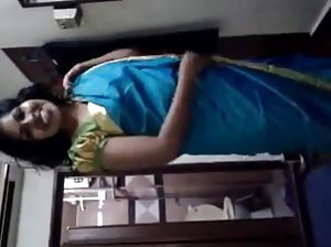 सेक्सी मूवी bf काइली कलवेट्टी ने घुड़सवार से पहले कैंसर के साथ खड़े होकर