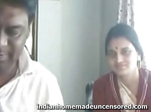 xxx पोर्न ग्लैमरस लड़की और उसके क्रूर पुरुष